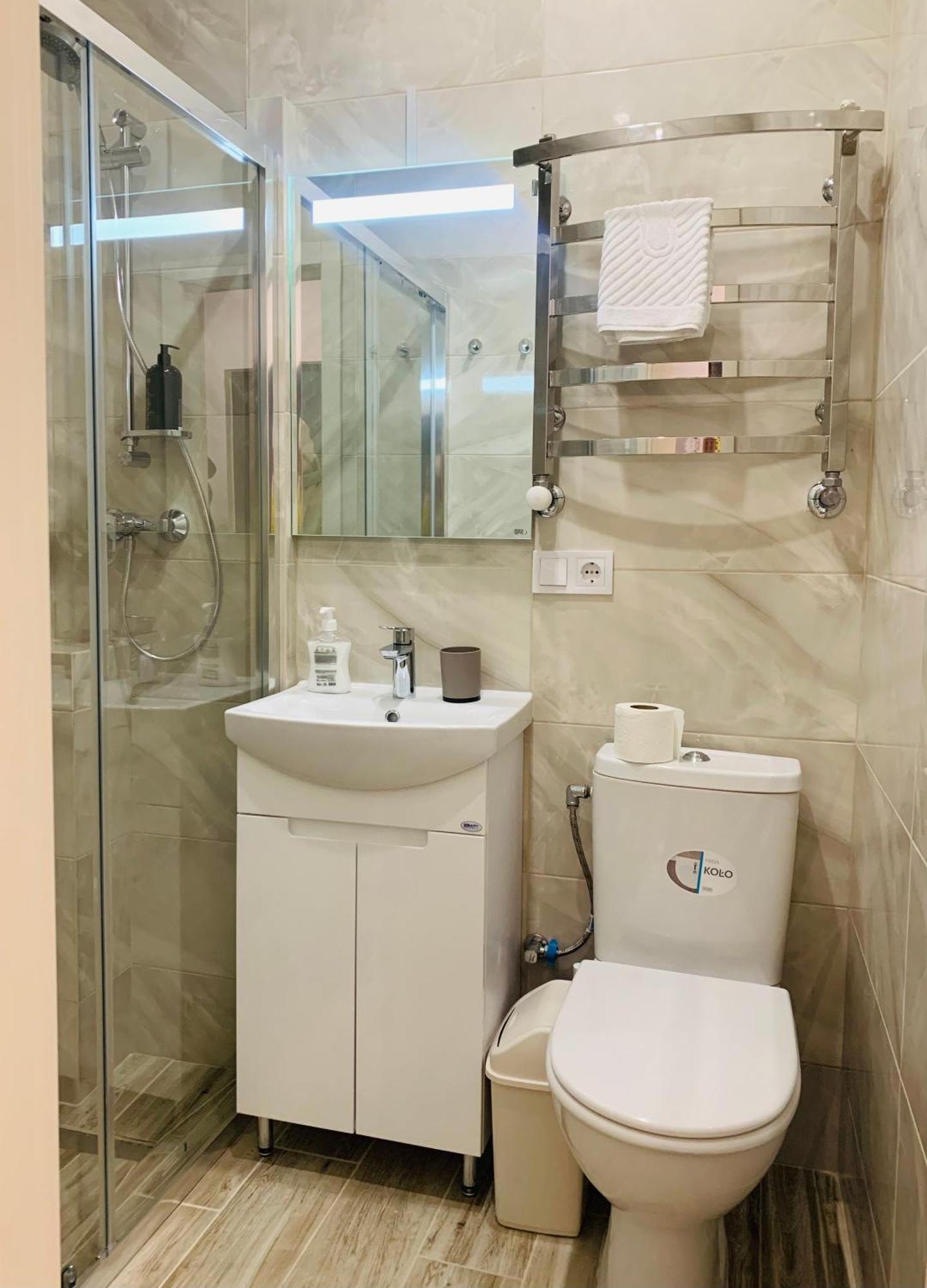 Center Avenue 23 شقة *